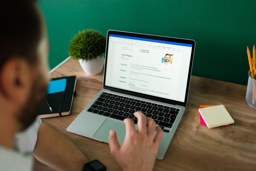 LinkedIn Profile Optimization for Job Search